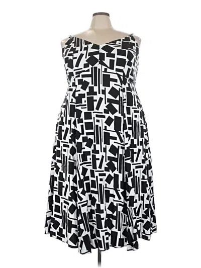 Pre-owned Torrid Casual Dress In Black