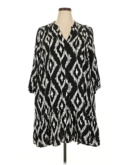 Pre-owned Torrid Casual Dress In Black