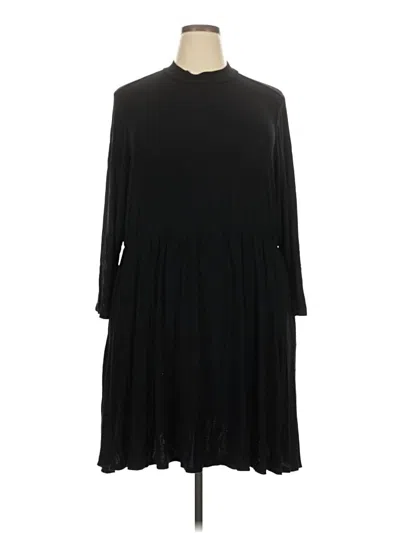 Pre-owned Torrid Casual Dress In Black
