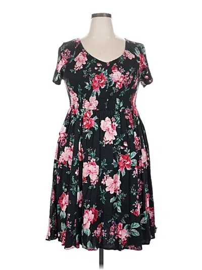 Pre-owned Torrid Casual Dress In Black