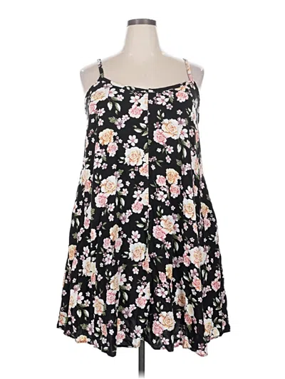 Pre-owned Torrid Casual Dress In Black