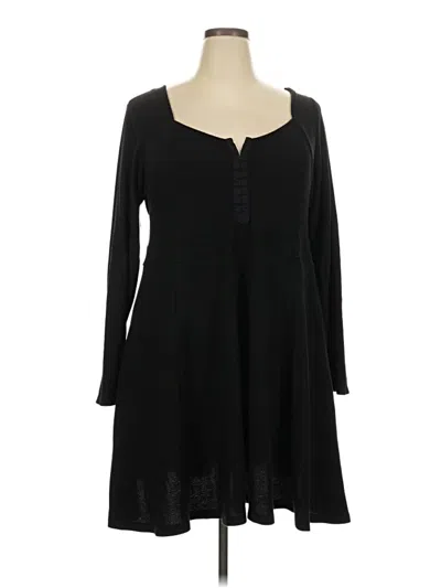Pre-owned Torrid Casual Dress In Black