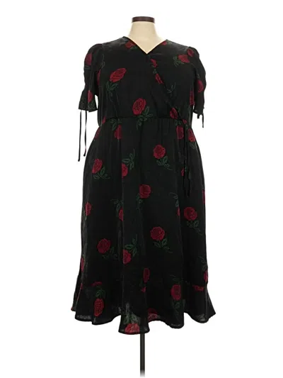 Pre-owned Torrid Casual Dress In Black