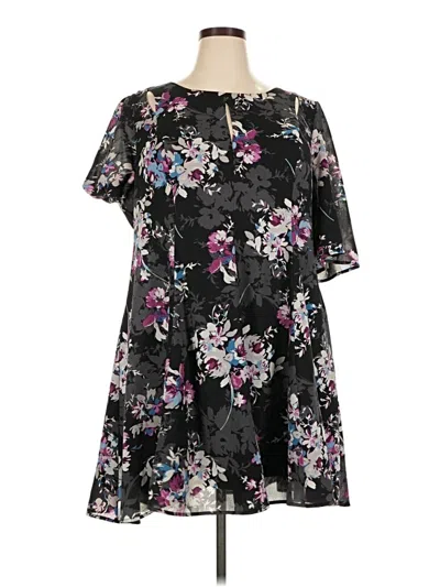 Pre-owned Torrid Casual Dress In Black
