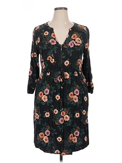 Pre-owned Torrid Casual Dress In Black