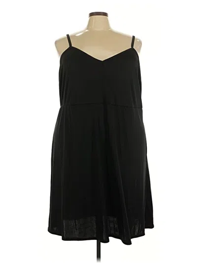 Pre-owned Torrid Casual Dress In Black