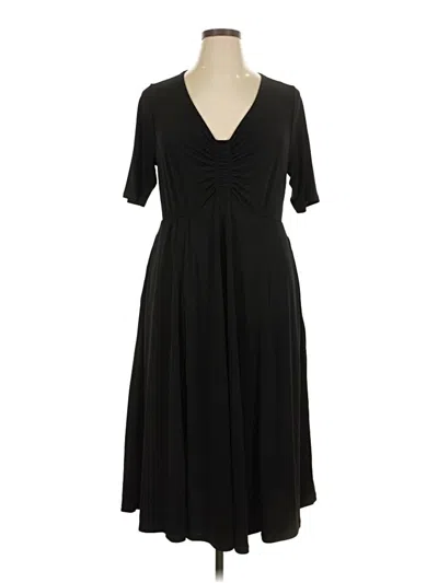 Pre-owned Torrid Casual Dress In Black