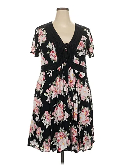 Pre-owned Torrid Casual Dress In Black