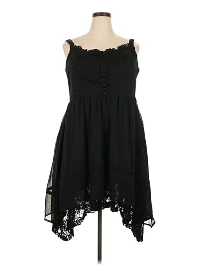 Pre-owned Torrid Casual Dress In Black