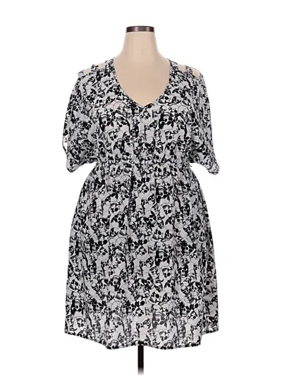 Pre-owned Torrid Casual Dress In Black