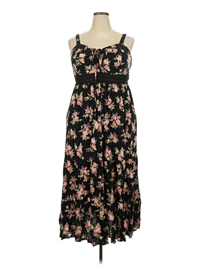 Pre-owned Torrid Casual Dress In Black