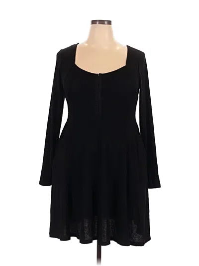 Pre-owned Torrid Casual Dress In Black