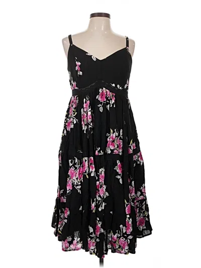 Pre-owned Torrid Casual Dress In Black