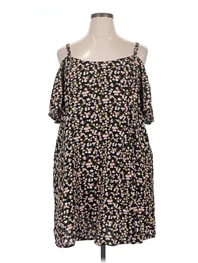 Pre-owned Torrid Casual Dress In Black