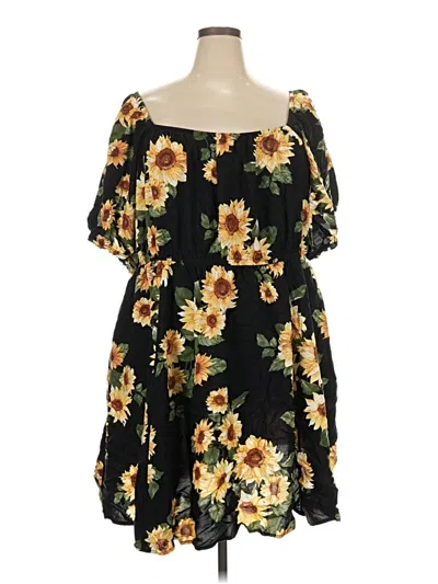 Pre-owned Torrid Casual Dress In Black