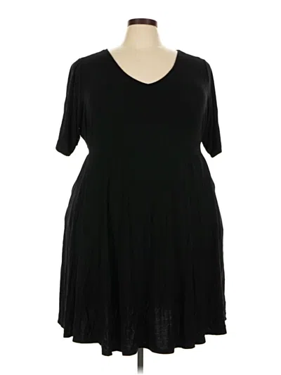 Pre-owned Torrid Casual Dress In Black