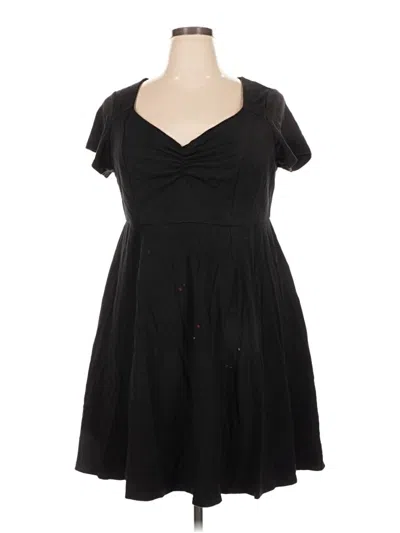 Pre-owned Torrid Casual Dress In Black