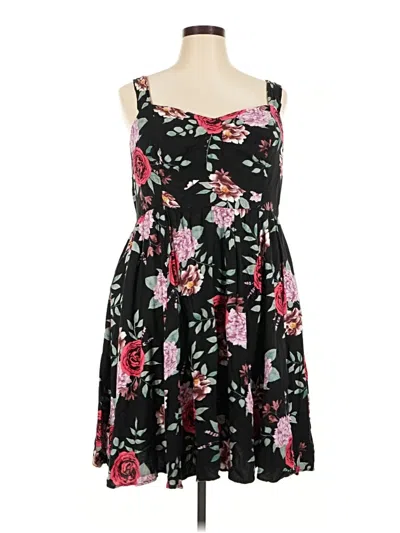 Pre-owned Torrid Casual Dress In Black