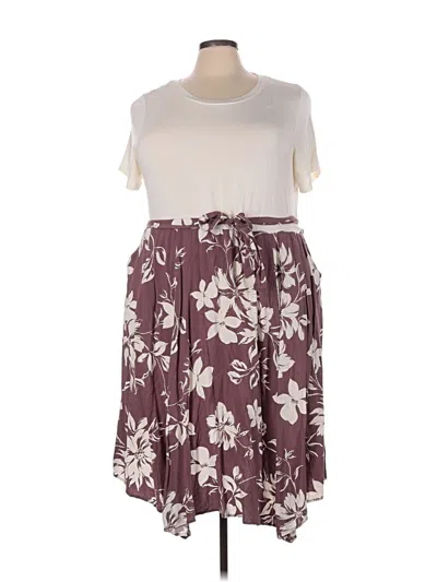 Pre-owned Torrid Casual Dress In Burgundy