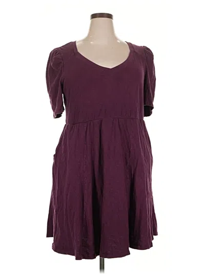 Pre-owned Torrid Casual Dress In Burgundy