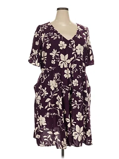 Pre-owned Torrid Casual Dress In Burgundy
