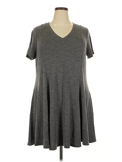 Pre-owned Torrid Casual Dress In Gray