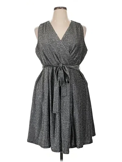 Pre-owned Torrid Casual Dress In Gray