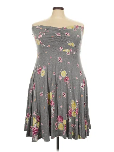 Pre-owned Torrid Casual Dress In Gray