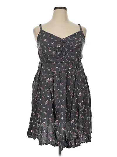Pre-owned Torrid Casual Dress In Gray