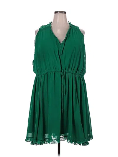 Pre-owned Torrid Casual Dress In Green