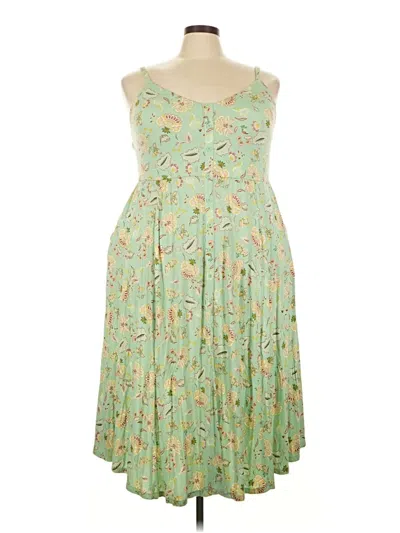 Pre-owned Torrid Casual Dress In Green