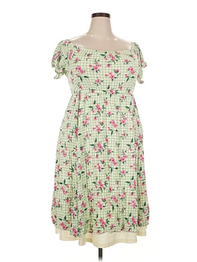 Pre-owned Torrid Casual Dress In Green