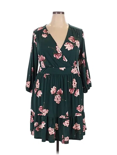 Pre-owned Torrid Casual Dress In Green