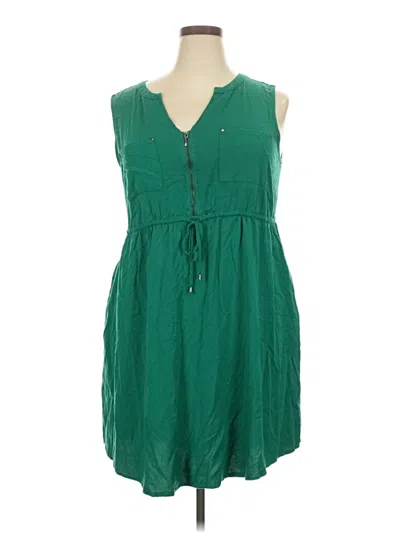 Pre-owned Torrid Casual Dress In Green