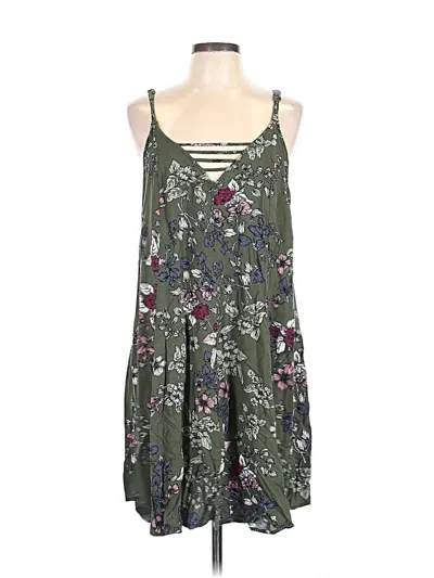 Pre-owned Torrid Casual Dress In Green