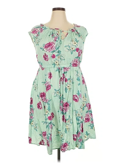Pre-owned Torrid Casual Dress In Green