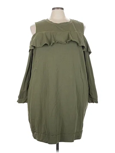 Pre-owned Torrid Casual Dress In Green