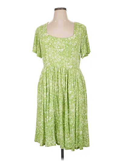 Pre-owned Torrid Casual Dress In Green