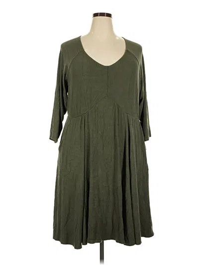 Pre-owned Torrid Casual Dress In Green