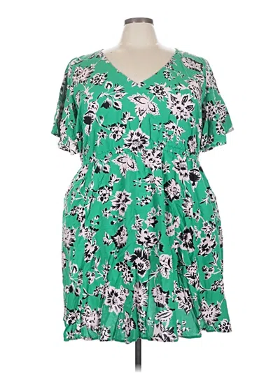Pre-owned Torrid Casual Dress In Green