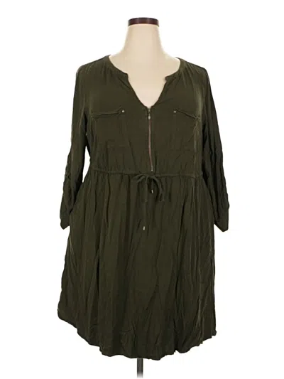 Pre-owned Torrid Casual Dress In Green