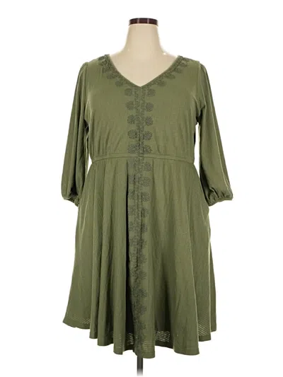 Pre-owned Torrid Casual Dress In Green