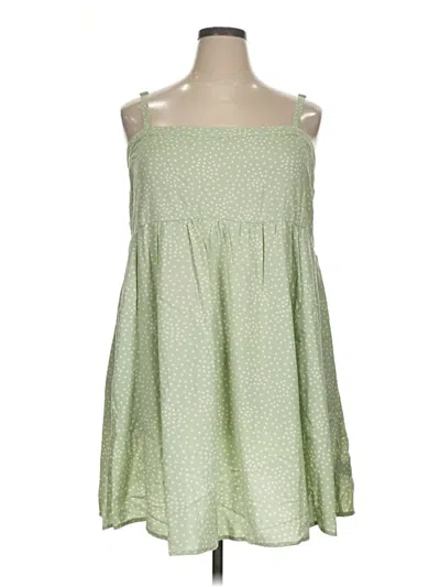 Pre-owned Torrid Casual Dress In Green