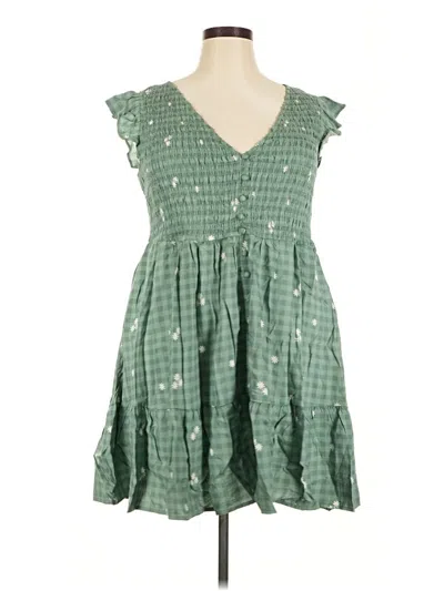Pre-owned Torrid Casual Dress In Green