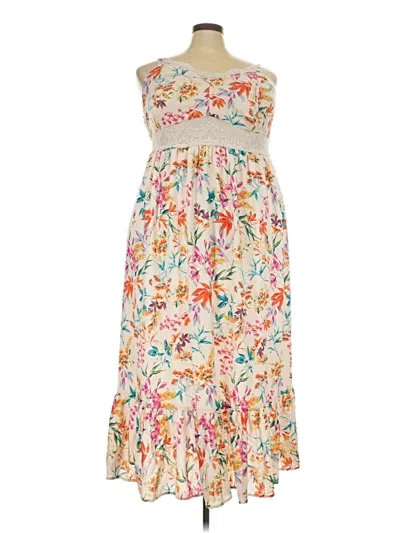 Pre-owned Torrid Casual Dress In Ivory
