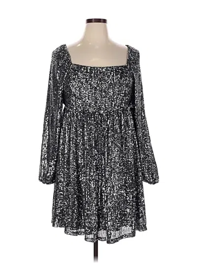Pre-owned Torrid Casual Dress In Silver