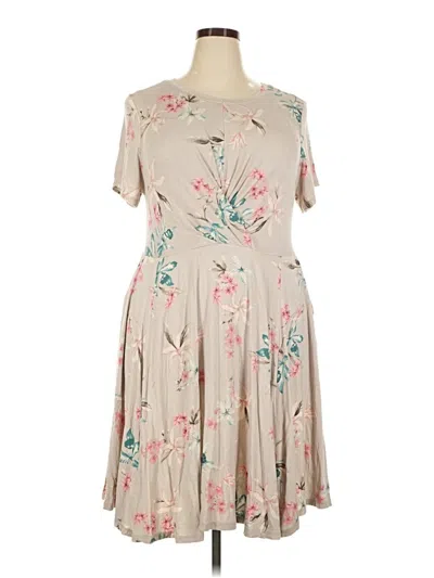 Pre-owned Torrid Casual Dress In Tan