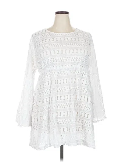 Pre-owned Torrid Casual Dress In White