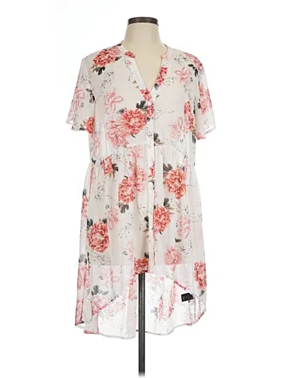 Pre-owned Torrid Casual Dress In White