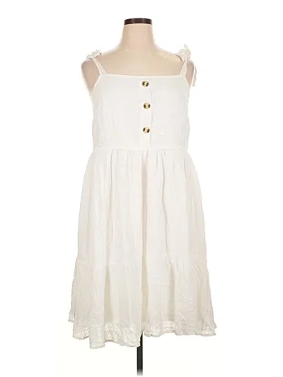 Pre-owned Torrid Casual Dress In White